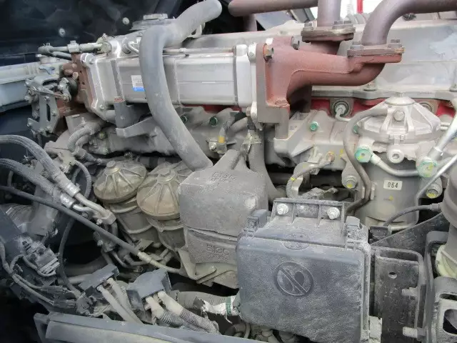 令和01年/平成31年09月中古大型トラクタヘッド日野プロフィアの画像29