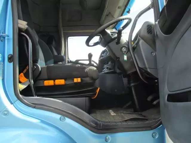 平成15年12月中古大型トラクタヘッド日野日野の画像29