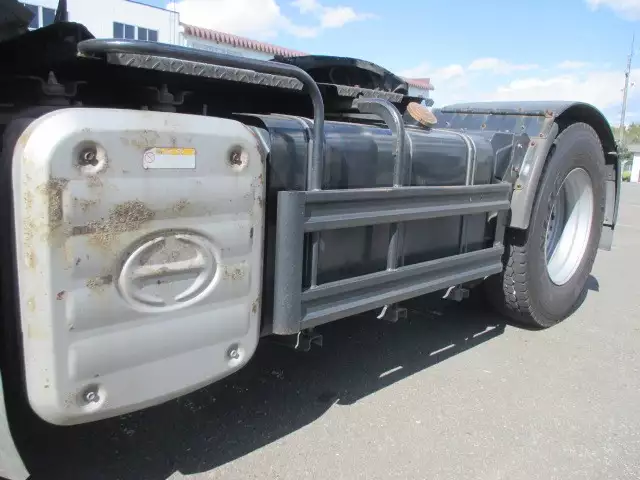 平成15年12月中古大型トラクタヘッド日野日野の画像9