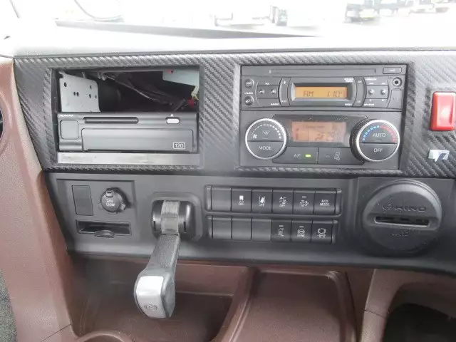 平成30年10月中古大型トラクタヘッド日野プロフィアの画像18