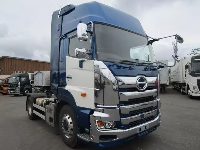 平成30年10月中古大型トラクタヘッド日野プロフィアの画像3