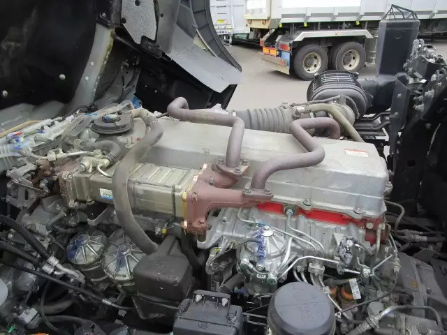 平成30年10月中古大型トラクタヘッド日野プロフィアの画像23