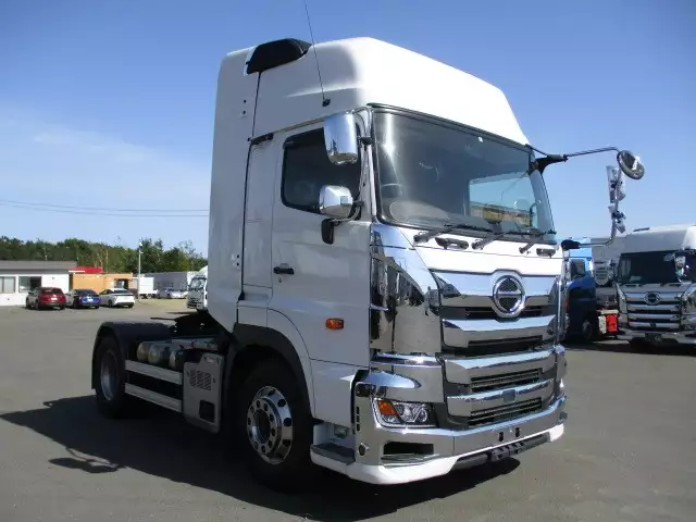 令和01年/平成31年09月中古大型トラクタヘッド日野プロフィアの画像3