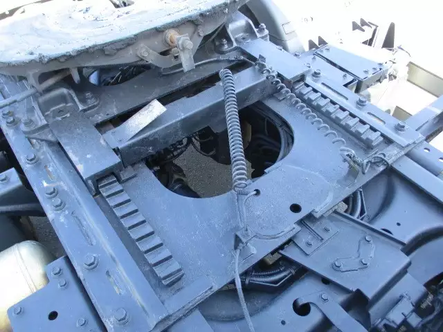 令和01年/平成31年09月中古大型トラクタヘッド日野プロフィアの画像25