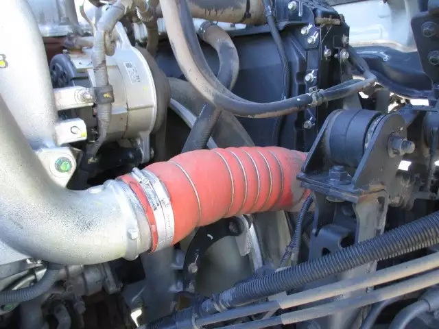 令和01年/平成31年09月中古大型トラクタヘッド日野プロフィアの画像37