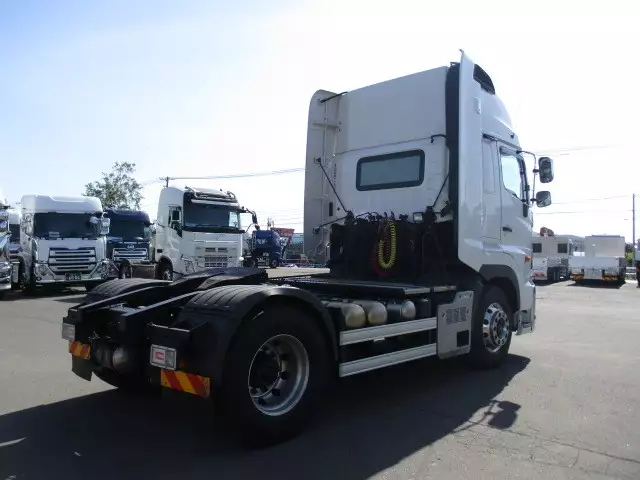 令和01年/平成31年09月中古大型トラクタヘッド日野プロフィアの画像5