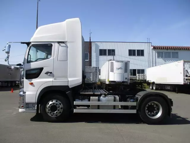 令和01年/平成31年09月中古大型トラクタヘッド日野プロフィアの画像8