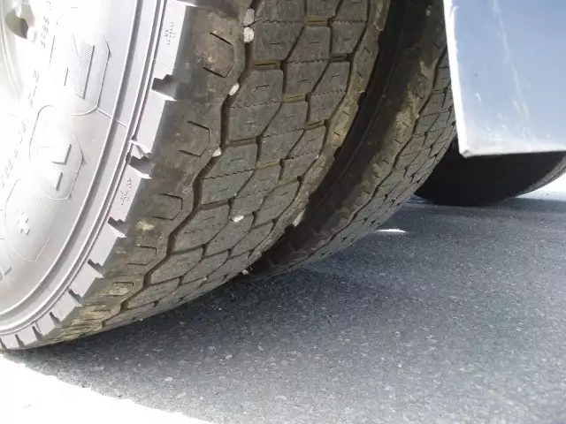 令和01年/平成31年10月中古大型トラクタヘッド日野プロフィアの画像14