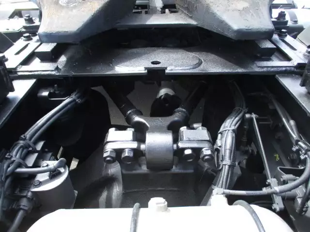 令和01年/平成31年10月中古大型トラクタヘッド日野プロフィアの画像17