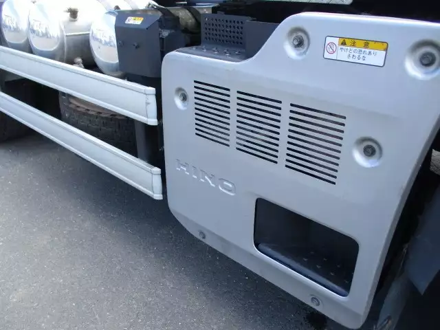 令和01年/平成31年10月中古大型トラクタヘッド日野プロフィアの画像30