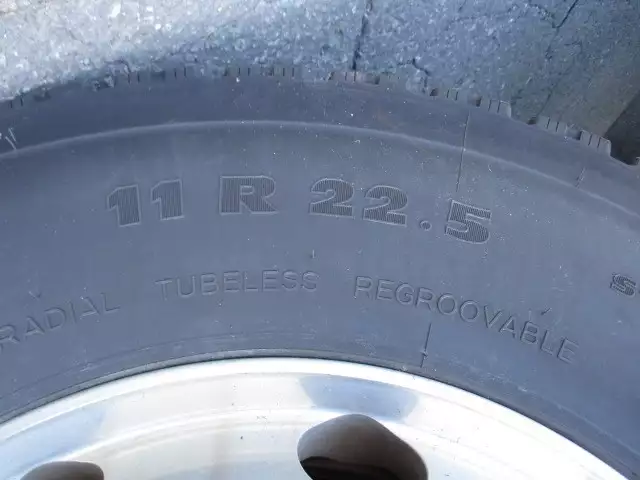 令和01年/平成31年10月中古大型トラクタヘッド日野プロフィアの画像38