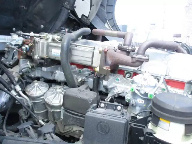 令和01年/平成31年10月中古大型トラクタヘッド日野プロフィアの画像39