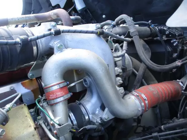 令和01年/平成31年10月中古大型トラクタヘッド日野プロフィアの画像42