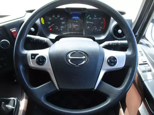 令和01年/平成31年10月中古大型トラクタヘッド日野プロフィアの画像46