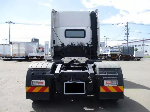 令和01年/平成31年10月中古大型トラクタヘッド日野プロフィアの画像6