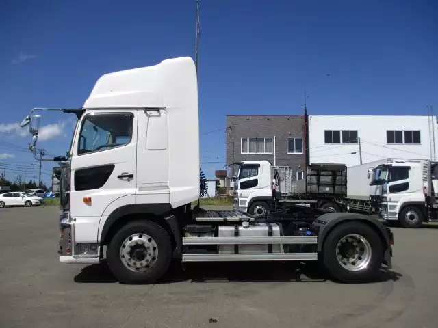 令和01年/平成31年10月中古大型トラクタヘッド日野プロフィアの画像8