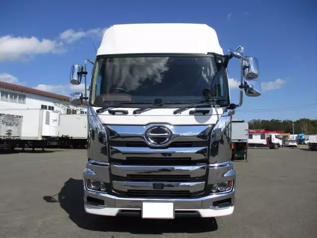 令和01年/平成31年10月中古大型トラクタヘッド日野プロフィアの画像2