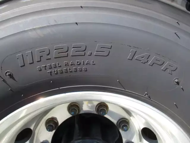 令和01年/平成31年10月中古大型トラクタヘッド日野プロフィアの画像14