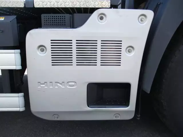 令和01年/平成31年10月中古大型トラクタヘッド日野プロフィアの画像23