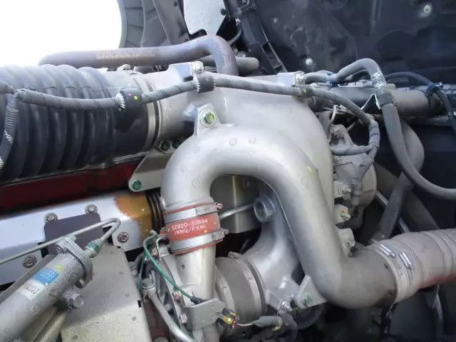 令和01年/平成31年10月中古大型トラクタヘッド日野プロフィアの画像39