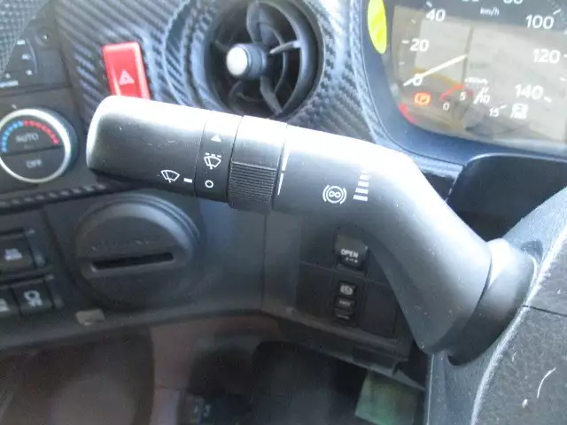 令和01年/平成31年10月中古大型トラクタヘッド日野プロフィアの画像49