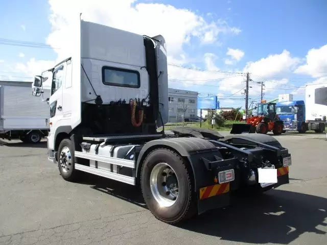 令和01年/平成31年10月中古大型トラクタヘッド日野プロフィアの画像7