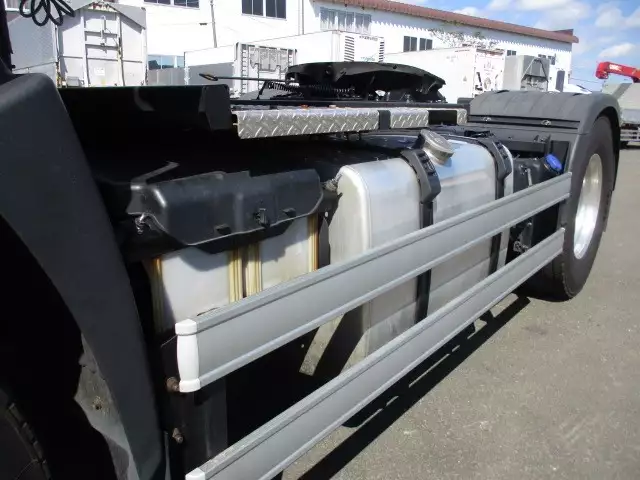 令和01年/平成31年10月中古大型トラクタヘッド日野プロフィアの画像9