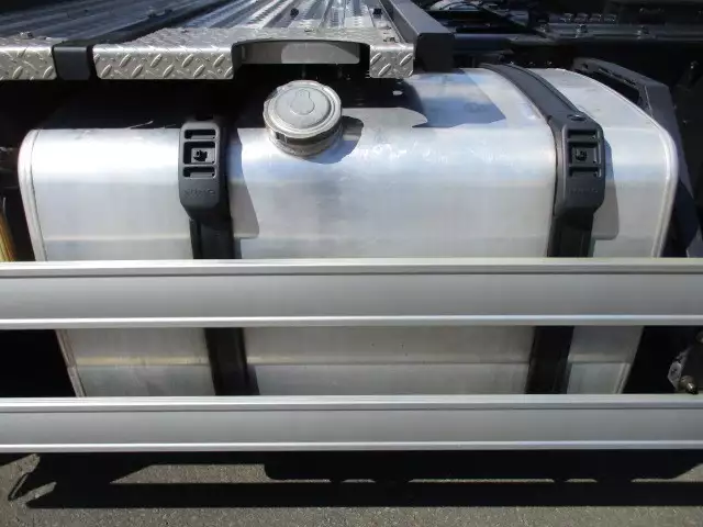 令和01年/平成31年10月中古大型トラクタヘッド日野プロフィアの画像10