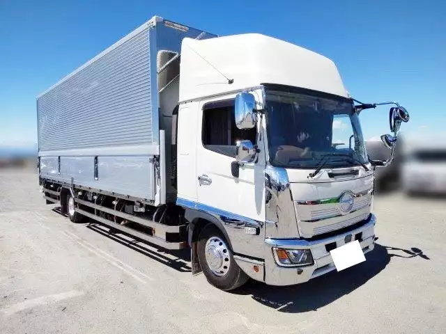 令和01年/平成31年10月中古増トンアルミバン・ウィング日野プロフィアの画像2