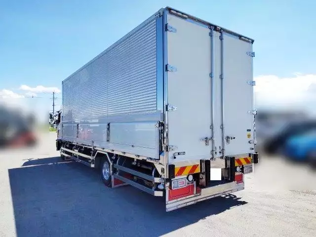 令和01年/平成31年10月中古増トンアルミバン・ウィング日野プロフィアの画像4