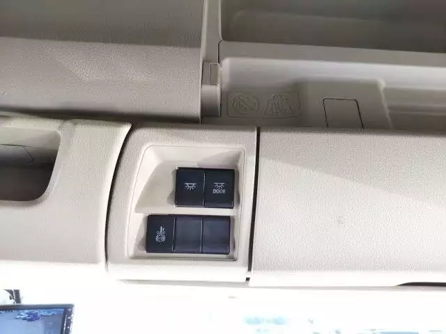 令和01年/平成31年10月中古増トンアルミバン・ウィング日野プロフィアの画像37