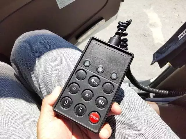 令和01年/平成31年10月中古増トンアルミバン・ウィング日野プロフィアの画像39