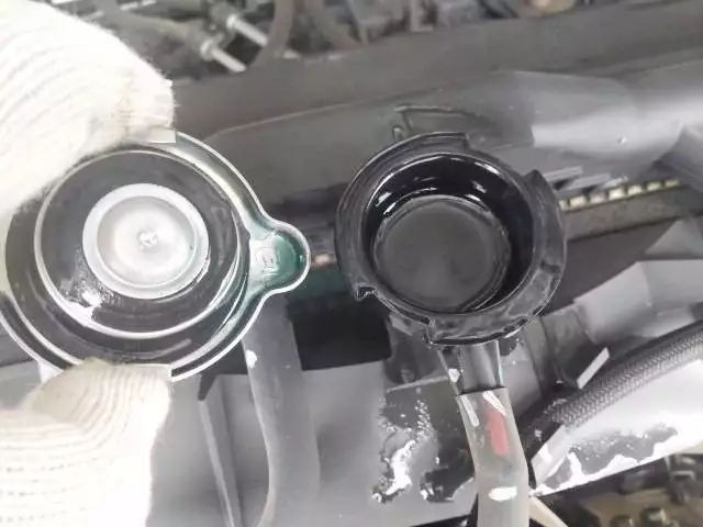 令和01年/平成31年10月中古増トンアルミバン・ウィング日野プロフィアの画像9