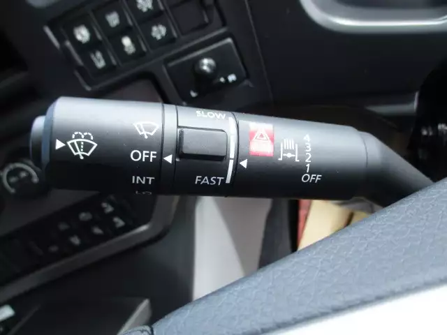 令和03年07月中古大型日産UDクオンの画像46