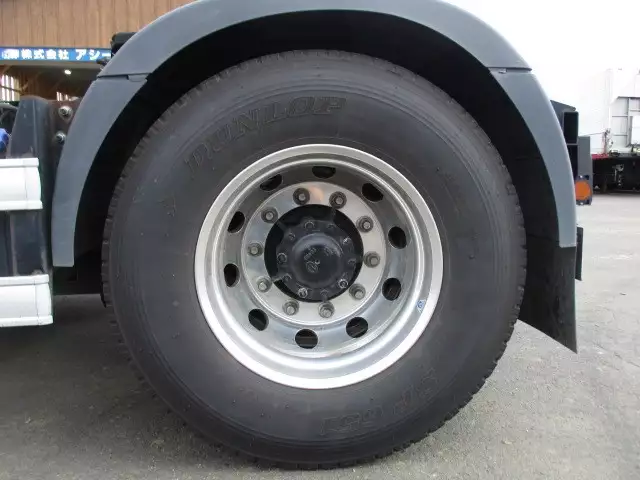 令和03年09月中古大型トラクタヘッド日野プロフィアの画像13