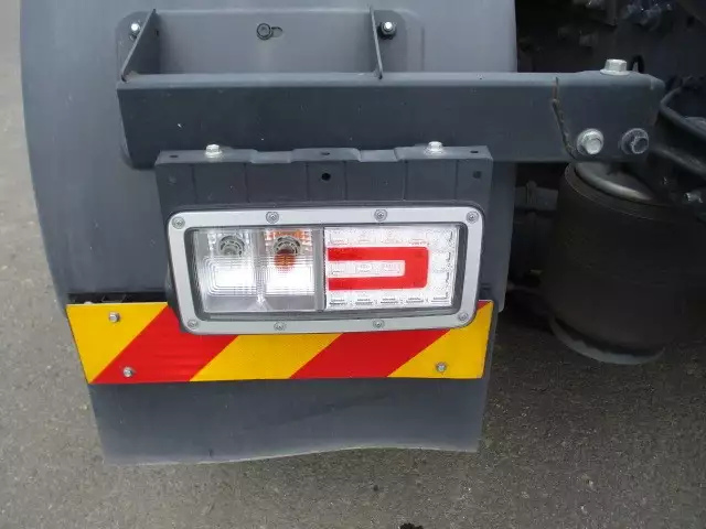 令和03年09月中古大型トラクタヘッド日野プロフィアの画像15