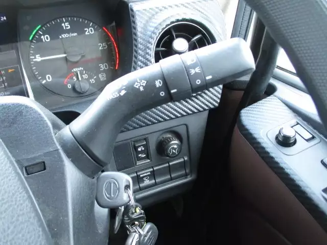 令和03年09月中古大型トラクタヘッド日野プロフィアの画像49