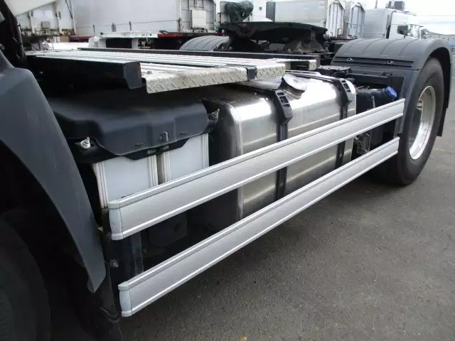 令和03年09月中古大型トラクタヘッド日野プロフィアの画像9