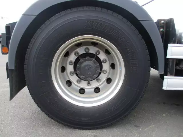 令和03年08月中古大型トラクタヘッド日野プロフィアの画像19