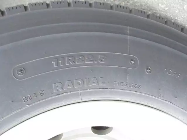 令和03年08月中古大型トラクタヘッド日野プロフィアの画像20