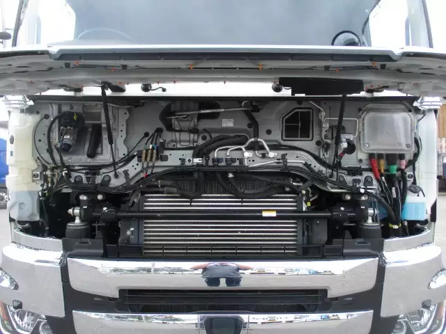 令和03年08月中古大型トラクタヘッド日野プロフィアの画像30