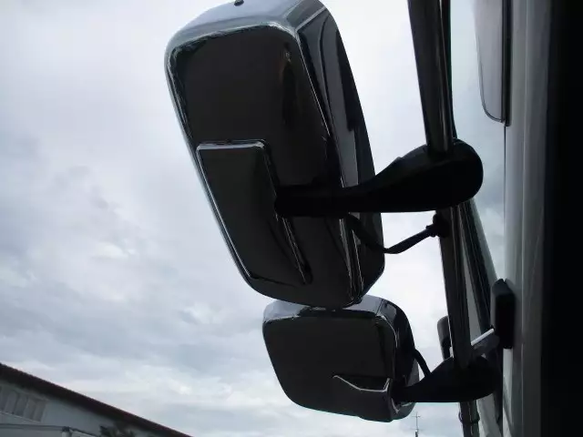 令和03年08月中古大型トラクタヘッド日野プロフィアの画像35