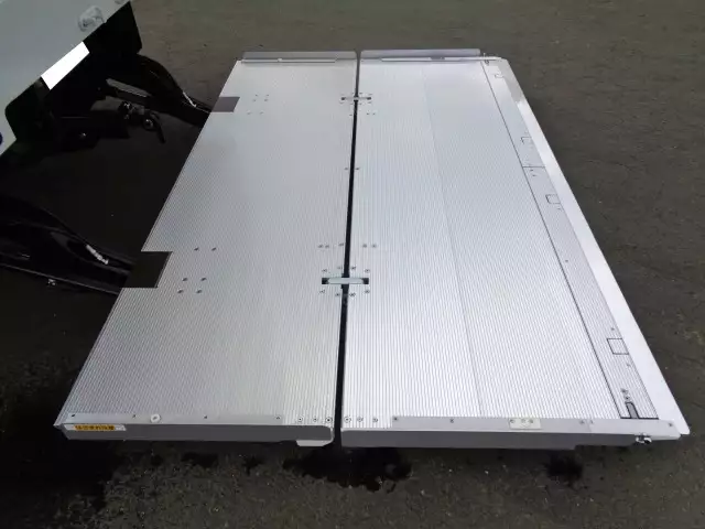 令和05年05月中古中型アルミバン・ウィング日野レンジャーの画像15