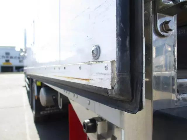 令和02年10月中古大型アルミバン・ウィングいすゞギガの画像34