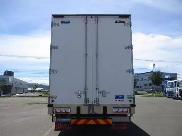 令和02年10月中古大型アルミバン・ウィングいすゞギガの画像6
