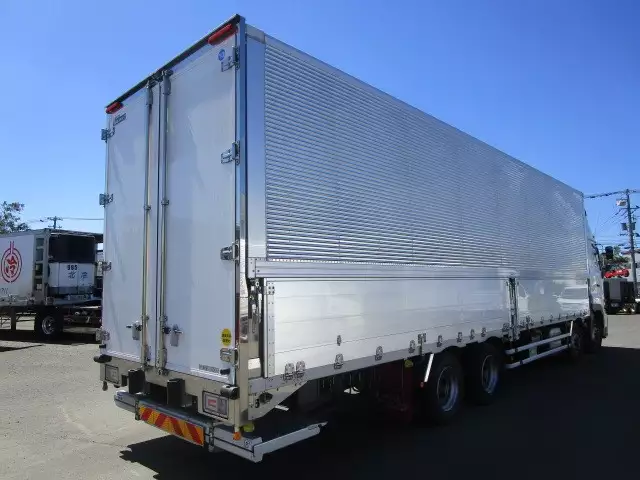 令和03年11月中古大型アルミバン・ウィング日野プロフィアの画像7