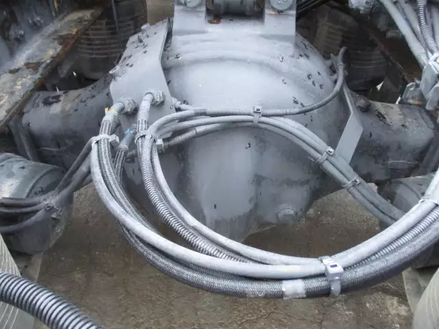 平成30年08月中古大型トラクタヘッド日産UDクオンの画像15