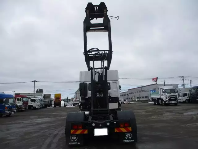 平成30年08月中古大型トラクタヘッド日産UDクオンの画像24