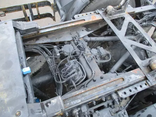 平成30年08月中古大型トラクタヘッド日産UDクオンの画像28