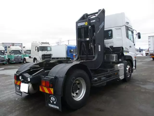 平成30年08月中古大型トラクタヘッド日産UDクオンの画像5